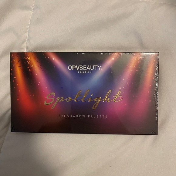 New sealed in box OPV Beauty London Spotlight Eyeshadow Palette - Picture 2 of 3